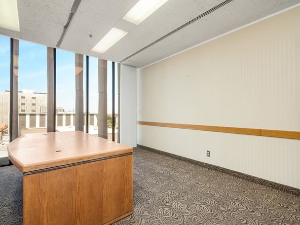 Office Space Available in Excellent Condition & Move-In Ready : 1221 Van Ness Ave, Fresno, CA 93721